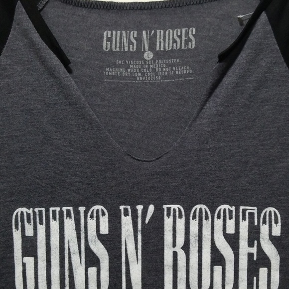 Guns &Rose's shirt - Picture 3 of 5